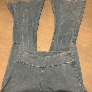 Chatoyant pants♥️